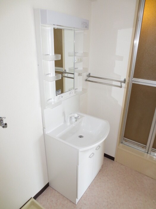 物件内観写真12　(洗面)