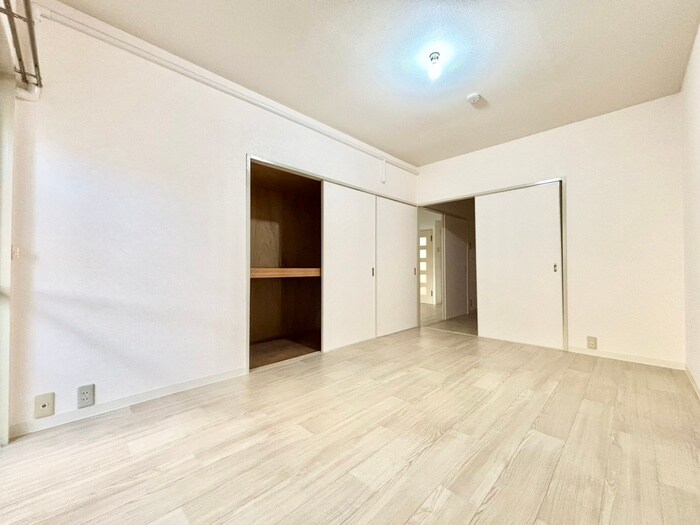 物件内観写真13　(収納)