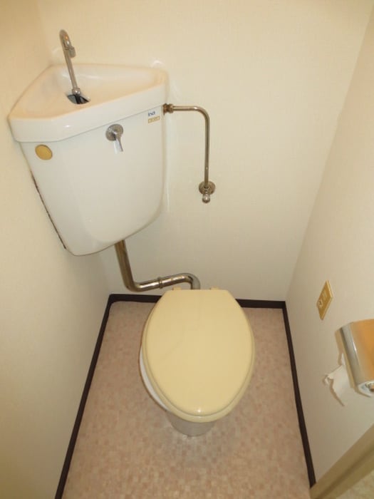 物件内観写真14　(トイレ)