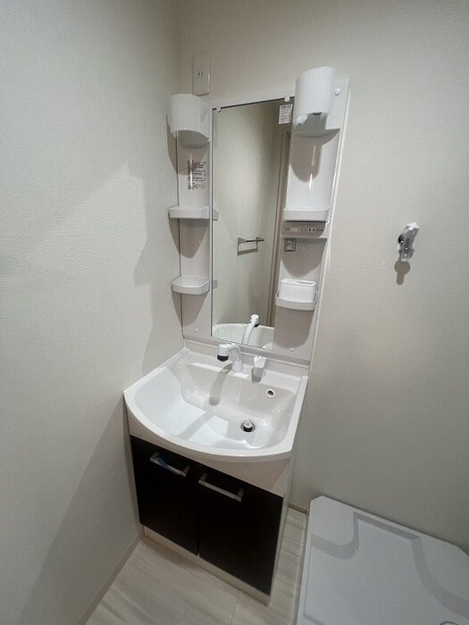 物件内観写真13　(洗面)