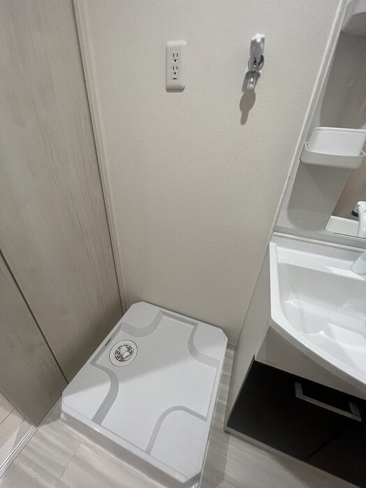 物件内観写真15　(洗濯機置場)