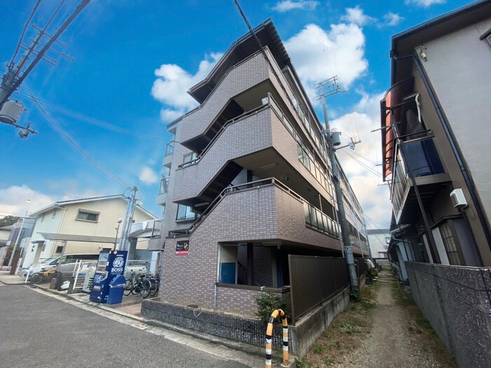 物件外観写真6　(外観写真)