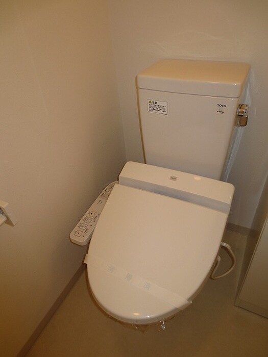 物件内観写真9　(トイレ)