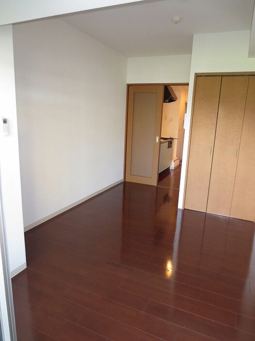 物件内観写真13　(居室)