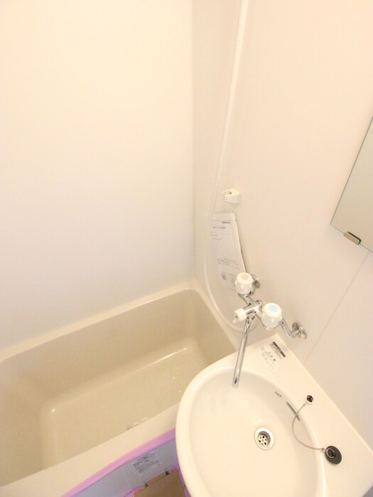 物件内観写真9　(洗面)