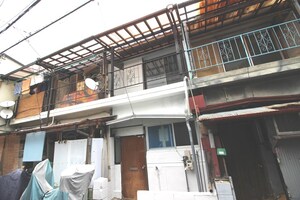 四條畷市美田町貸家外観写真