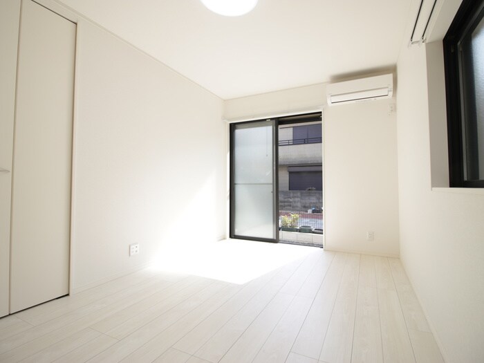 物件内観写真12　(居室)