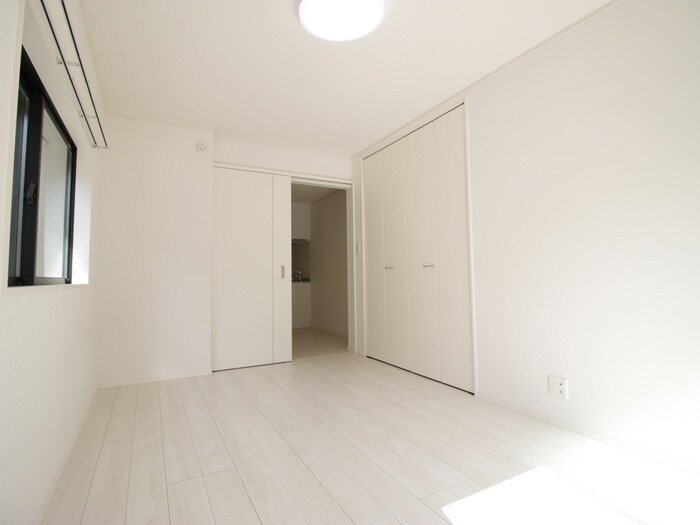 物件内観写真18　(居室)