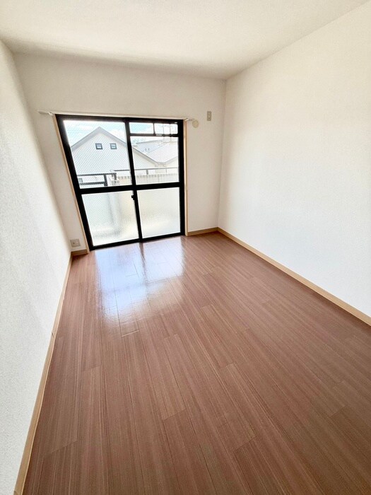 物件内観写真13　(居室)