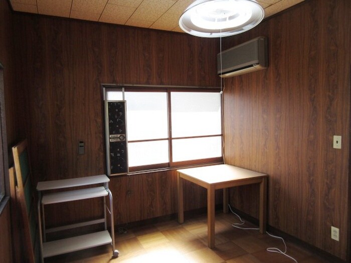 物件内観写真11　(居室)