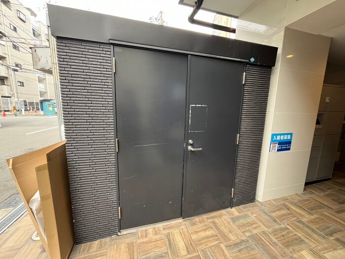 物件外観写真4　(建物設備)