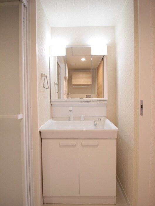 物件内観写真11　(洗面)