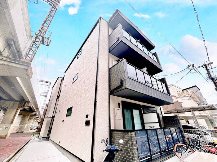 物件外観写真1　(外観写真)