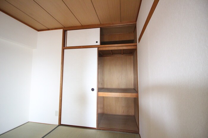 物件内観写真21　(収納)