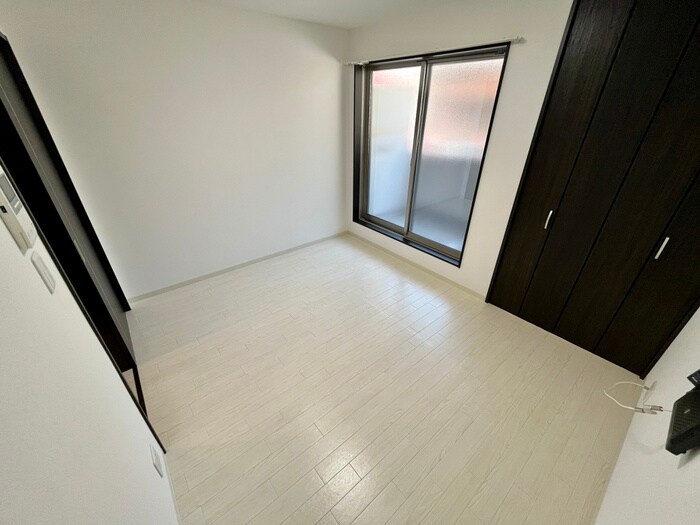 物件内観写真10　(居室)