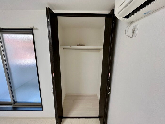 物件内観写真15　(収納)