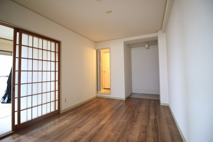 物件内観写真8　(居室)