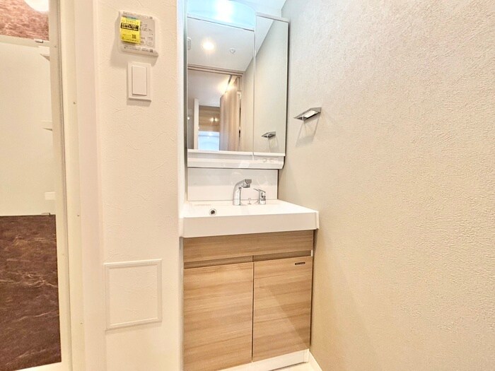 物件内観写真9　(洗面)