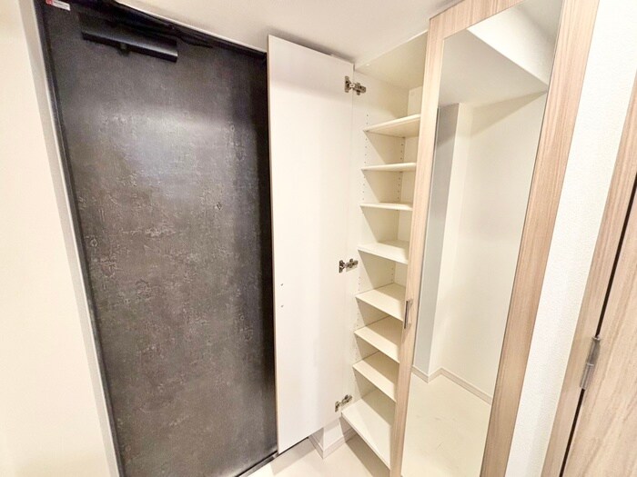物件内観写真19　(靴箱)