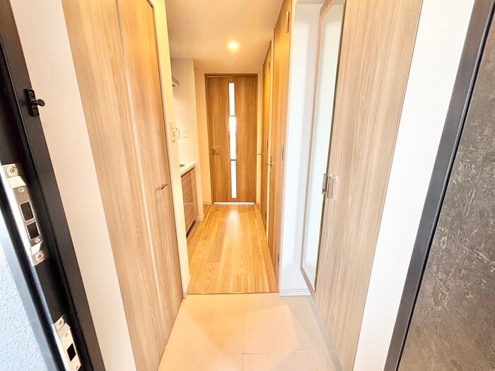 物件内観写真20　(玄関)