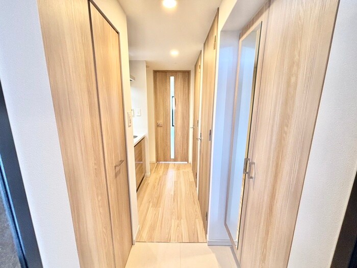 物件内観写真21　(玄関)