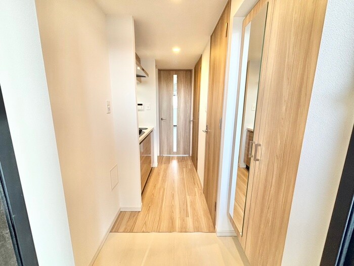 物件内観写真21　(玄関)