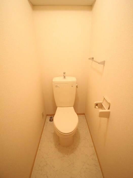 物件内観写真12　(トイレ)