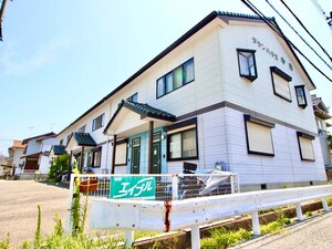 タウンハウス中商外観写真