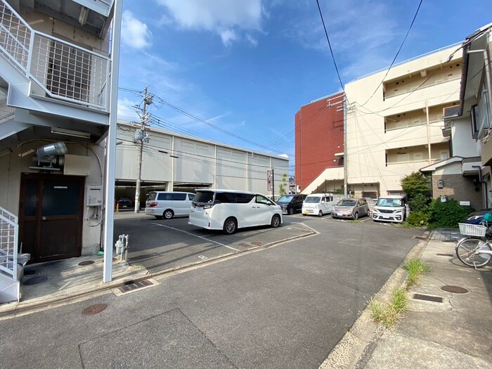 物件外観写真3　(周辺環境)