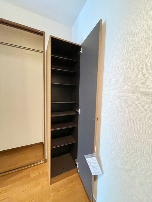 物件内観写真15　(靴箱)