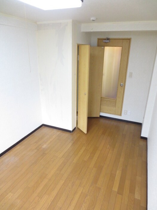 物件内観写真12　(居室)