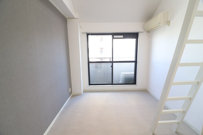 物件内観写真8　(居室)