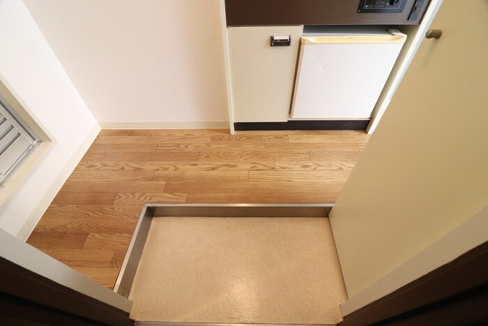 物件内観写真18　(廊下)