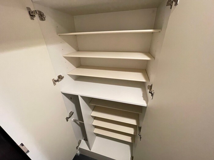 物件内観写真16　(靴箱)