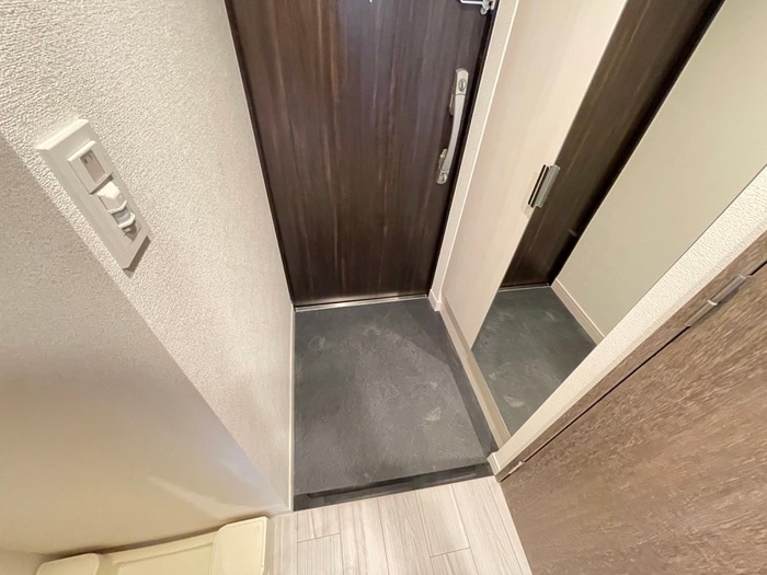 物件内観写真17　(玄関)