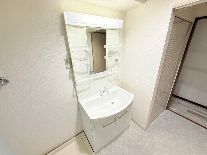 物件内観写真10　(洗面)