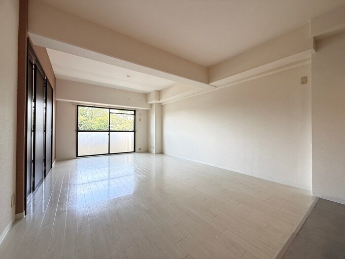 物件内観写真13　(居室)