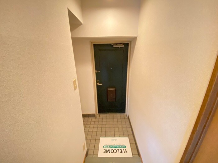 物件内観写真17　(玄関)