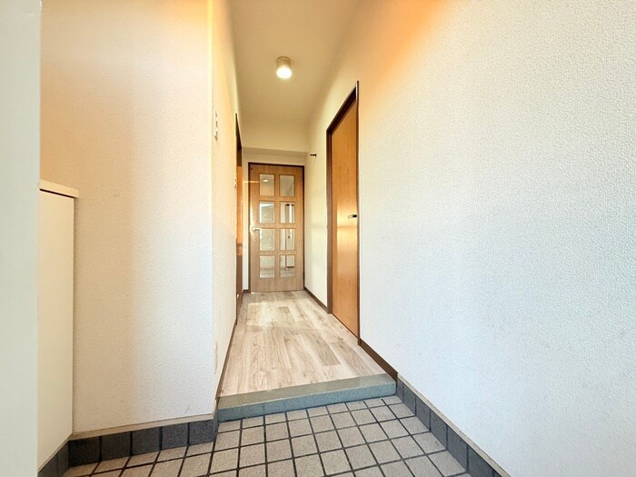 物件内観写真18　(廊下)