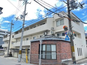 クローバー椥辻外観写真