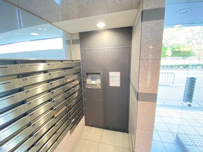 物件外観写真4　(建物設備)