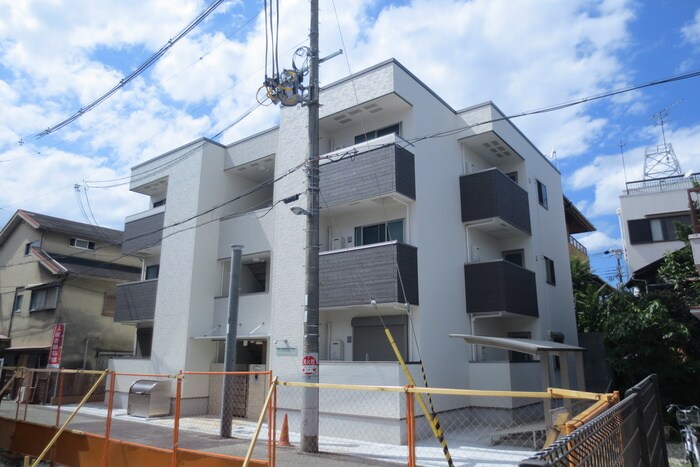 物件外観写真1　(外観写真)