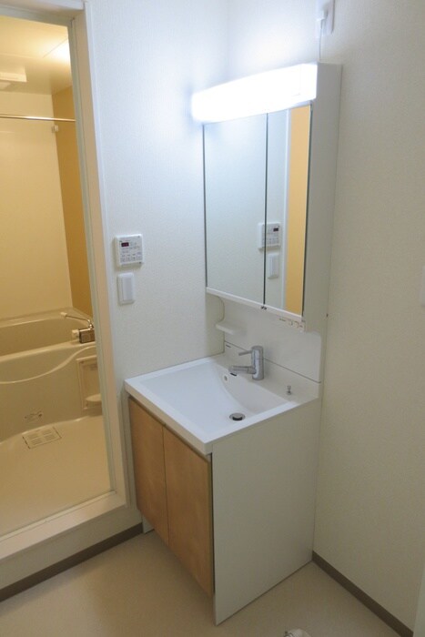 物件内観写真9　(洗面)