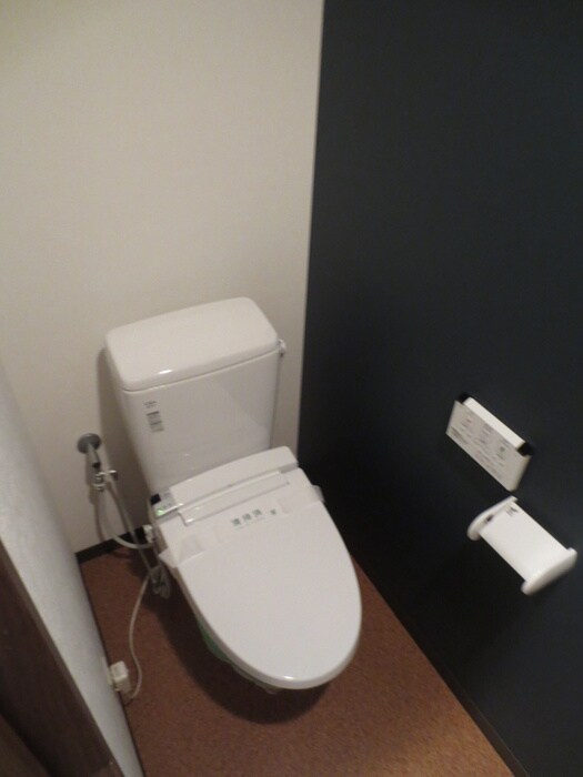 物件内観写真15　(トイレ)