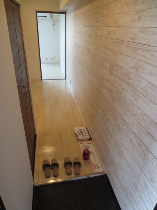 物件内観写真19　(玄関)