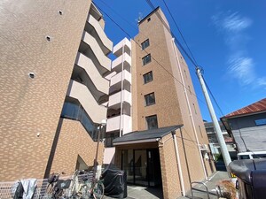 ﾗｲｵﾝｽﾞﾏﾝｼｮﾝ東山弐番館(503)外観写真