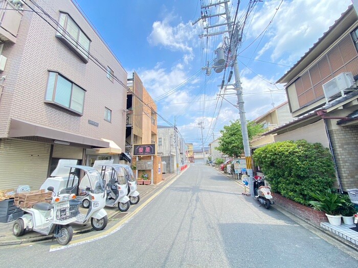 物件外観写真6　(周辺環境)