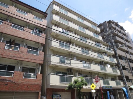 第２マンションロ－ヤル外観写真
