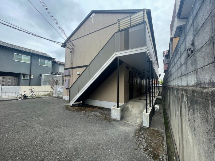 物件外観写真2　(外観写真)