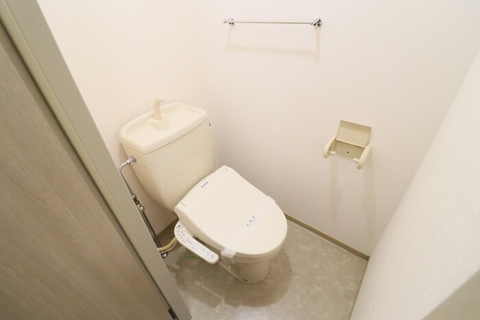 物件内観写真12　(トイレ)